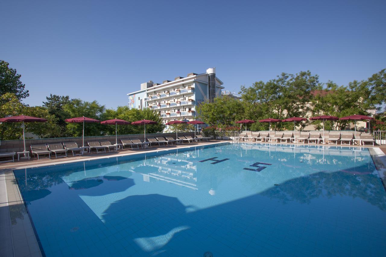 Hotel Sofia Лидо-ди-Езоло Экстерьер фото