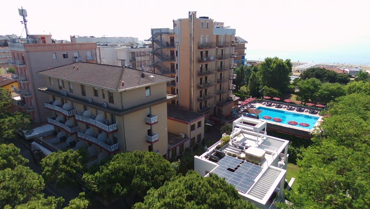 Hotel Sofia Лидо-ди-Езоло Экстерьер фото