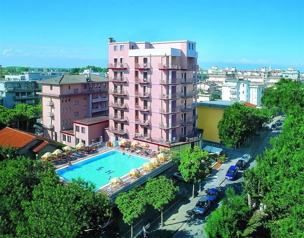 Hotel Sofia Лидо-ди-Езоло Экстерьер фото